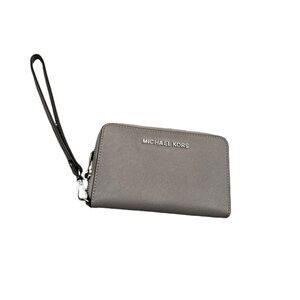 Michael Kors Jet Set Travel MK Signature Leather MF Phone Case Wristlet Wallet